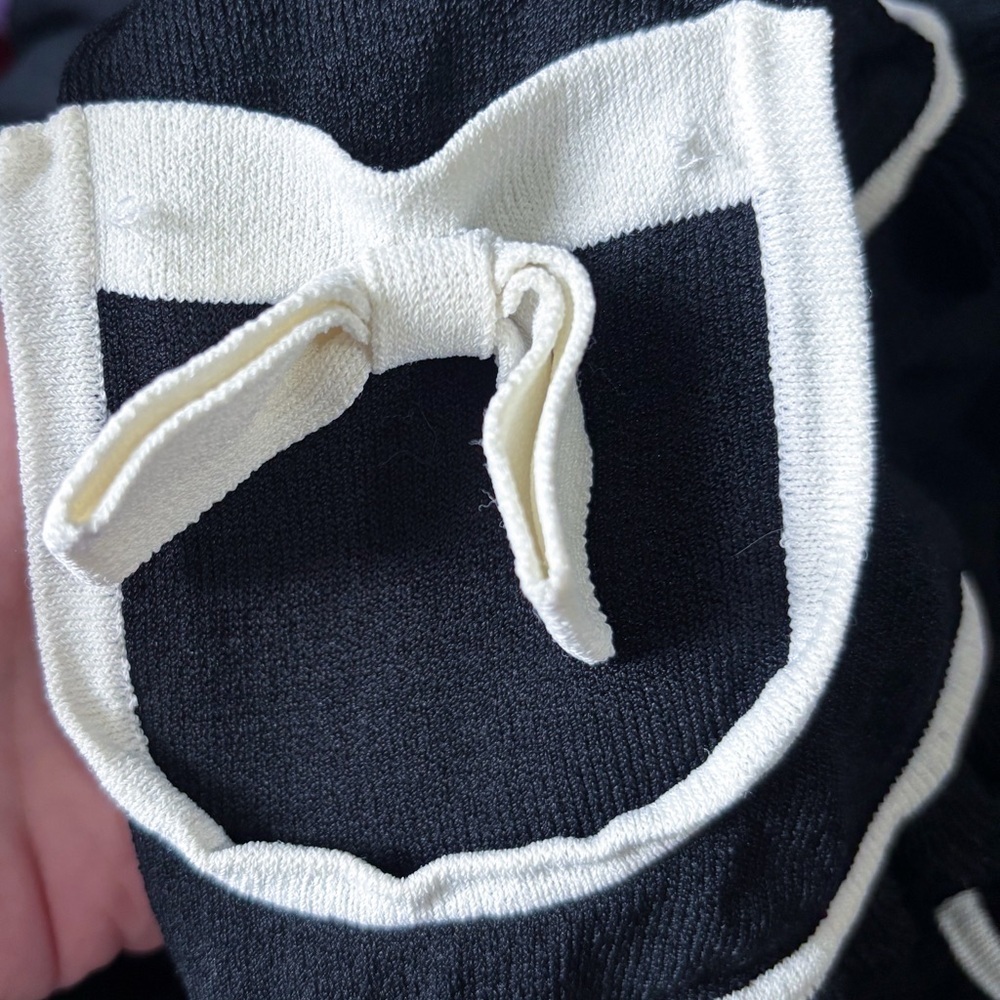 Vintage Cache Black White Lightweight Cardigan Top Small Ruffle Trim Retro Twee - Picture 3 of 5